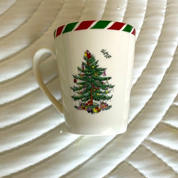 Spode Christmas Tree Mug - Picture 2 of 5